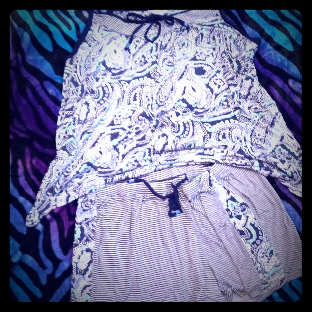 Woman's XXL PJ, 42DDD open front, crossed back bra